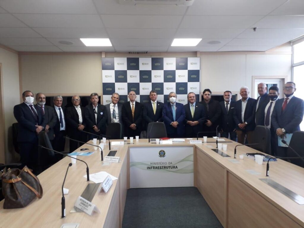 Foto da notícia MINISTRO DA INFRAESTRUTURA RECEBE VICE-PRESIDENTES EXTRAORDINÁRIOS DA NTC&LOGÍSTICA EM BRASÍLIA POR IMPRENSA | FEV 11, 2021 | NOTÍCIAS